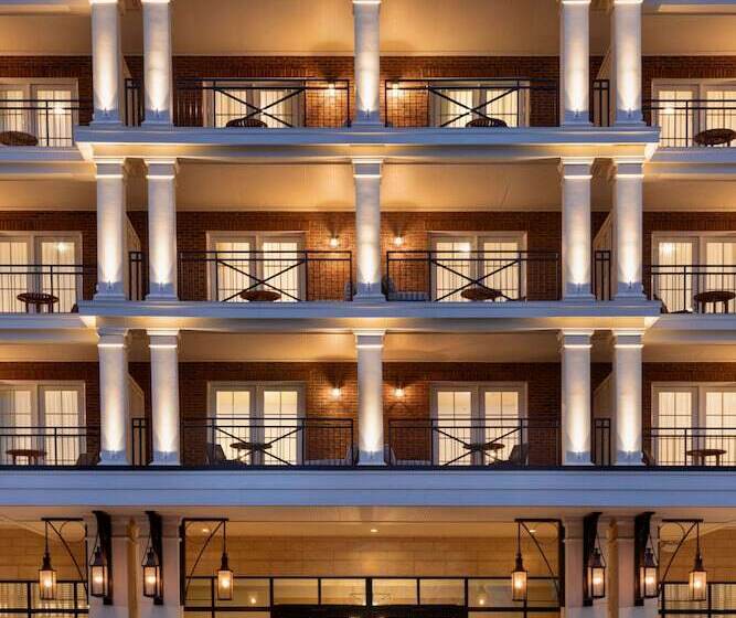 هتل The Harpeth Franklin Downtown, Curio Collection By Hilton