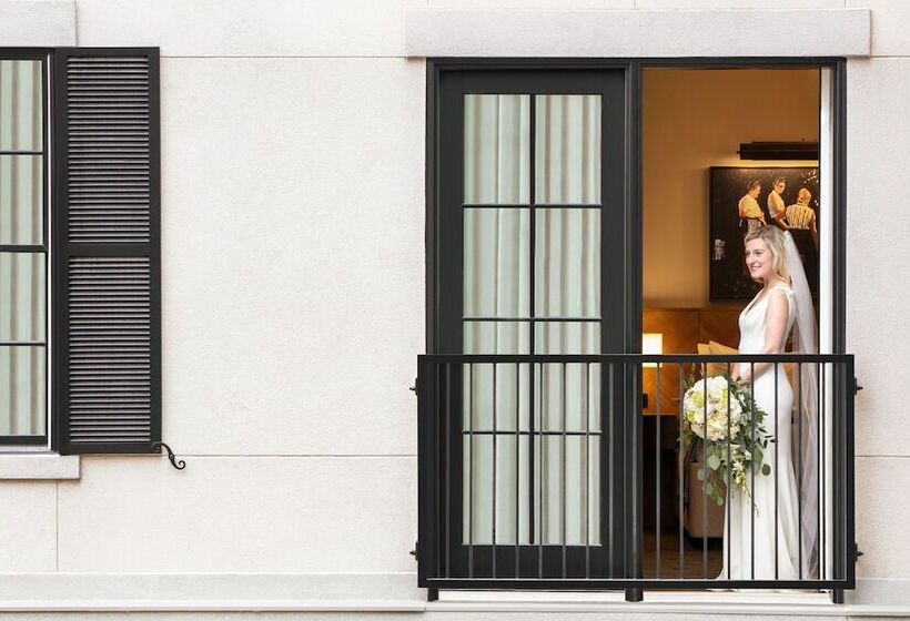 هتل The Harpeth Franklin Downtown, Curio Collection By Hilton