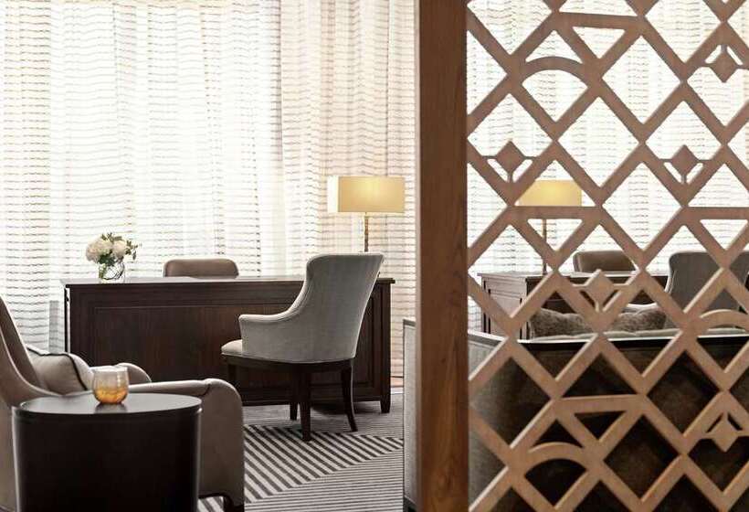 هتل The Harpeth Franklin Downtown, Curio Collection By Hilton