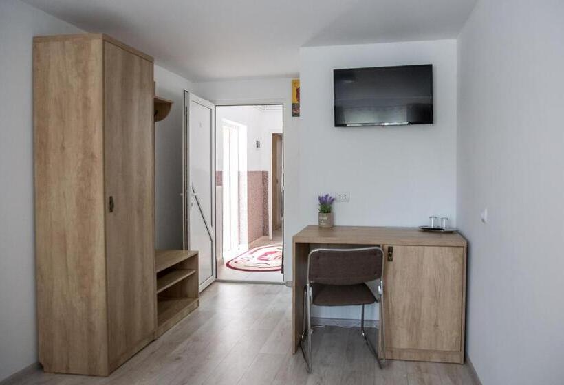 Пансион Casa Burduhos