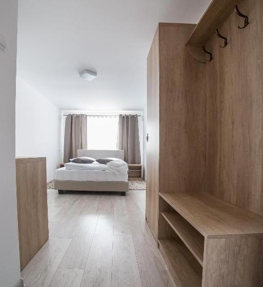 Пансион Casa Burduhos