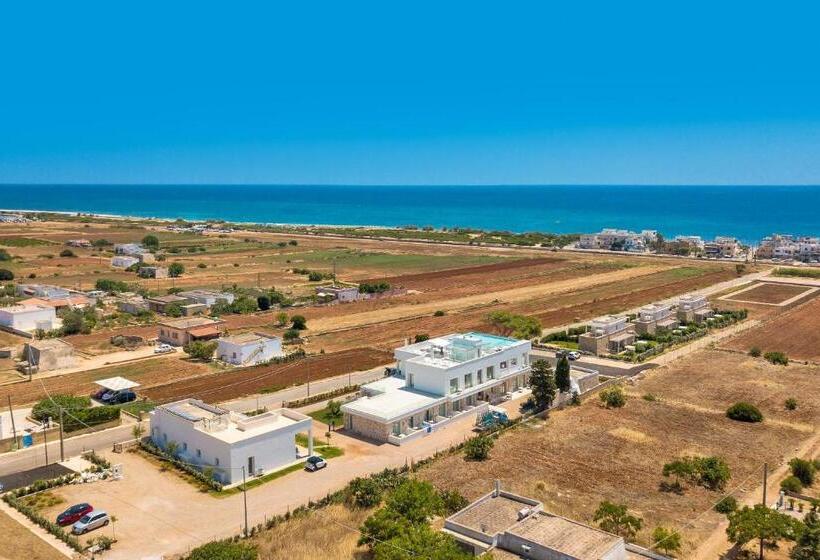 بنسيون Perla Saracena Hotel & Restaurant