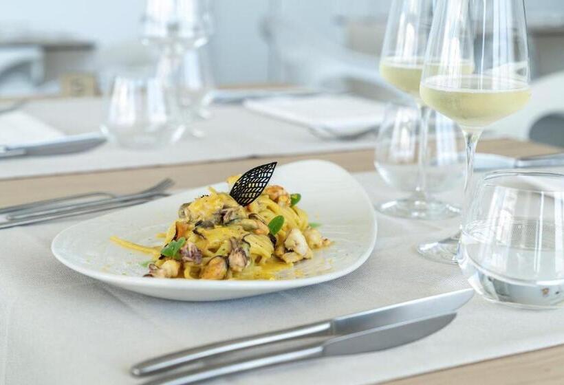 بنسيون Perla Saracena Hotel & Restaurant