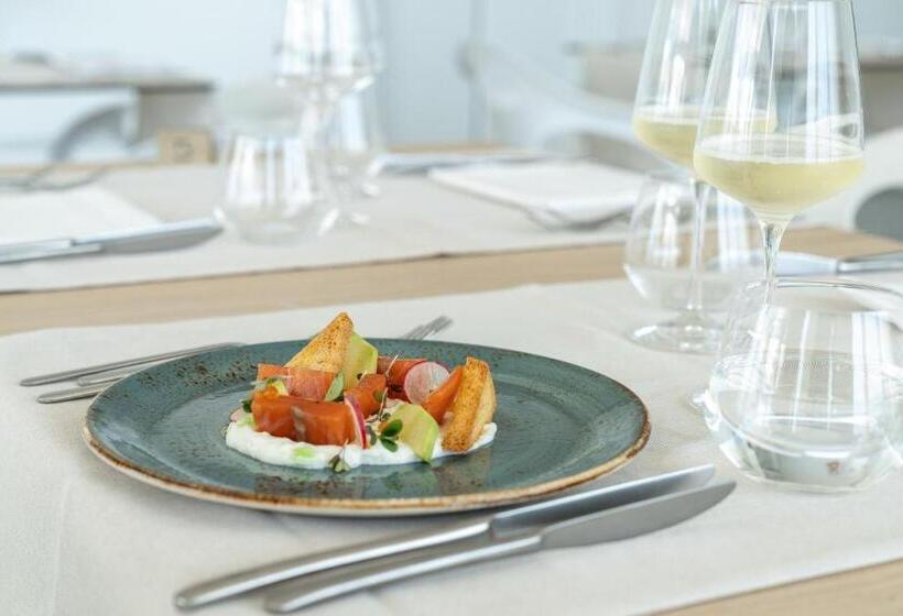 بنسيون Perla Saracena Hotel & Restaurant