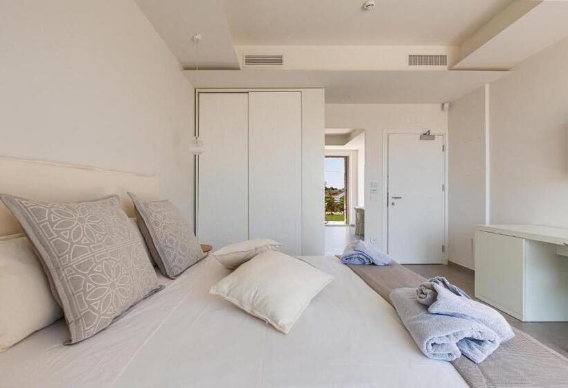 بنسيون Perla Saracena Hotel & Restaurant