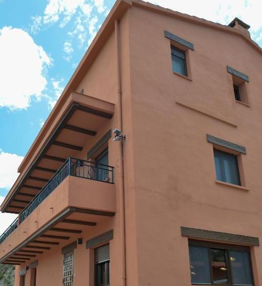 住宿加早餐  La Casita De El Cuervo