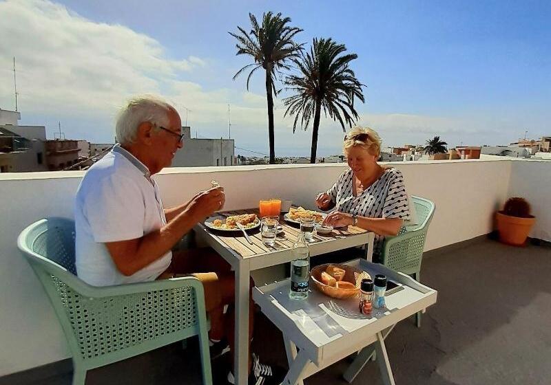 تختخواب و صبحانه Villa Nestor