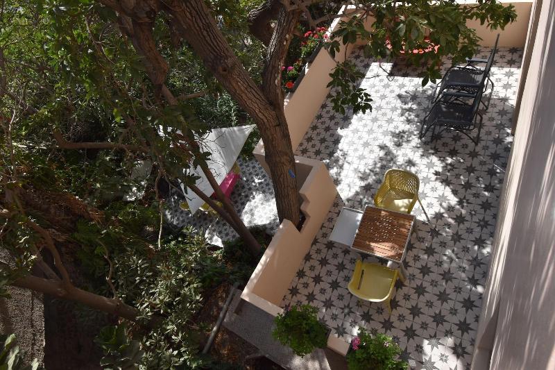 ベッドアンドブレックファースト Villa Nestor