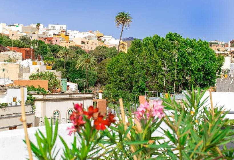 ベッドアンドブレックファースト Villa Nestor