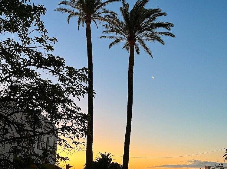 ベッドアンドブレックファースト Villa Nestor