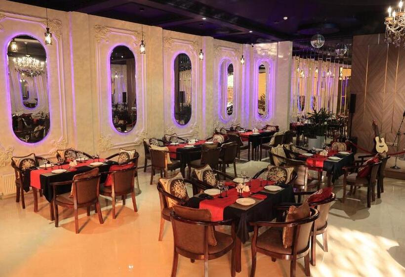 בית מלון כפרי Euro Asia