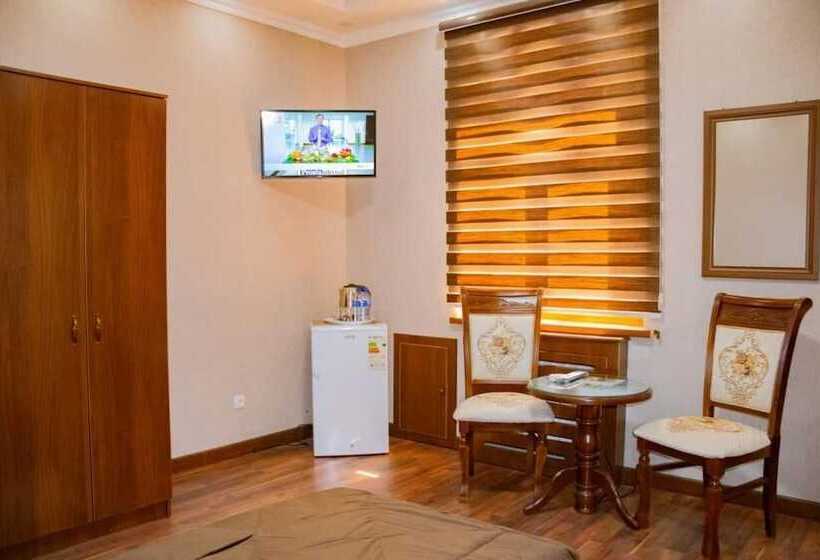 בית מלון כפרי Euro Asia