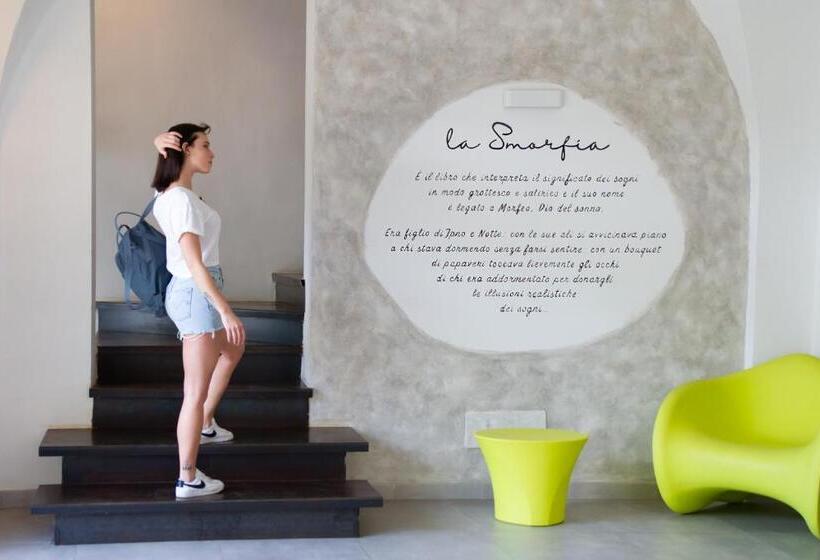 Отель La Smorfia