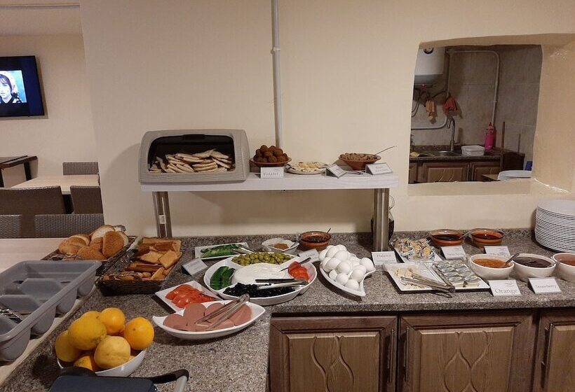 هتل Layaali Amman