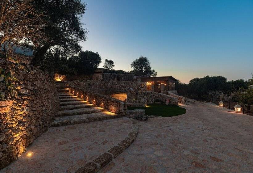 فندق Masseria Torre Rossa