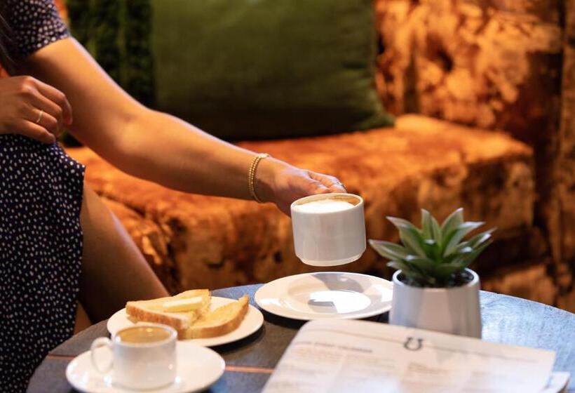 فندق Oxford Suites Paso Robles