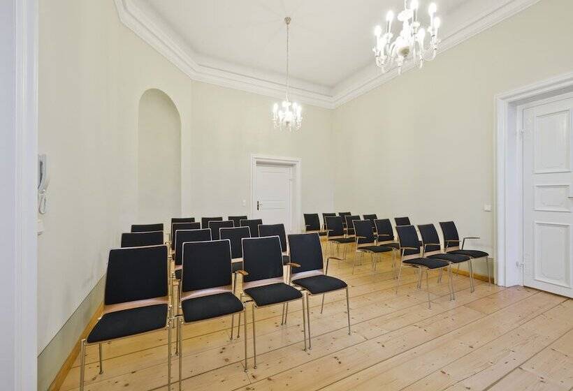 هتل Restaurant Remise