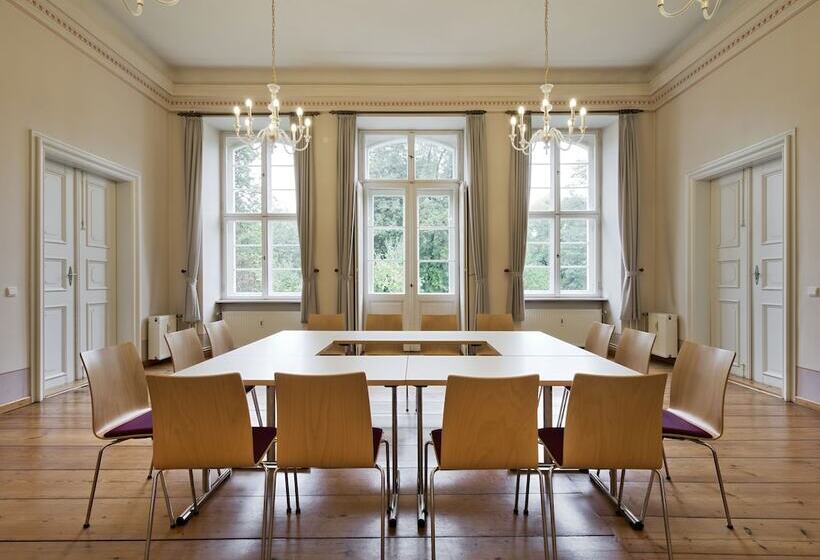 هتل Restaurant Remise