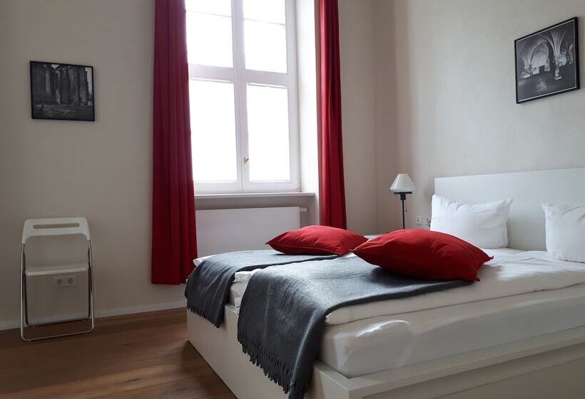 هتل Restaurant Remise