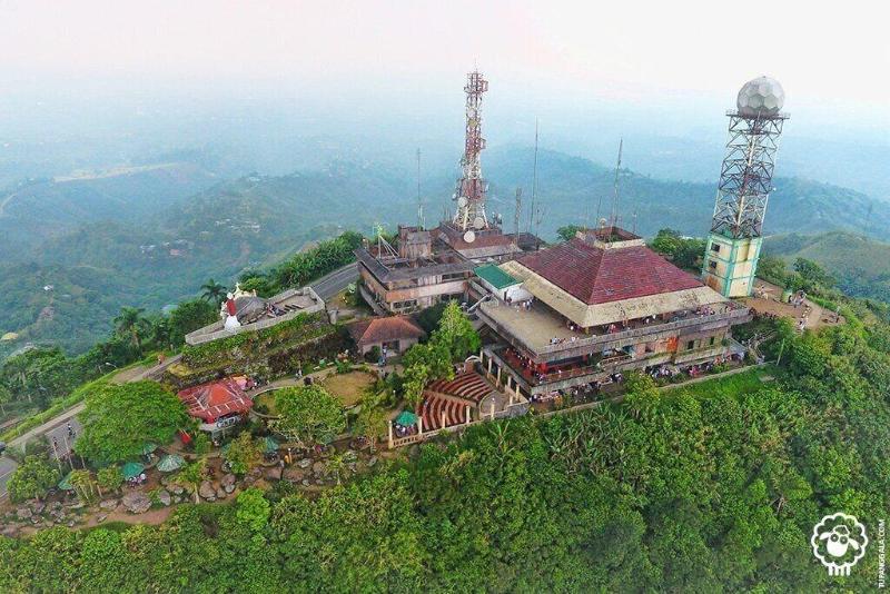 هتل The Park Silang