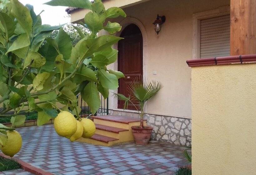 ホテル Villa Rahal