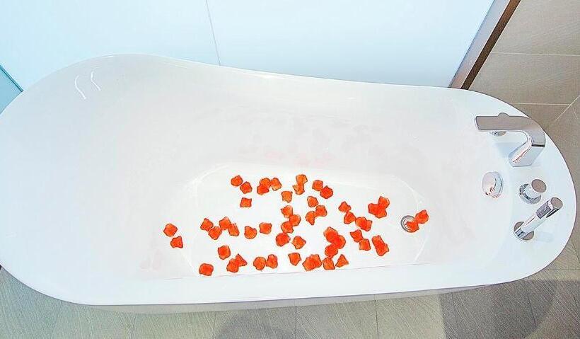 Lavande Hotel Handan Congtai Park New Century Plaza