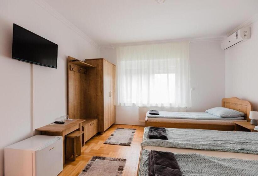 پانسیون Airport Jazmin Guesthouse