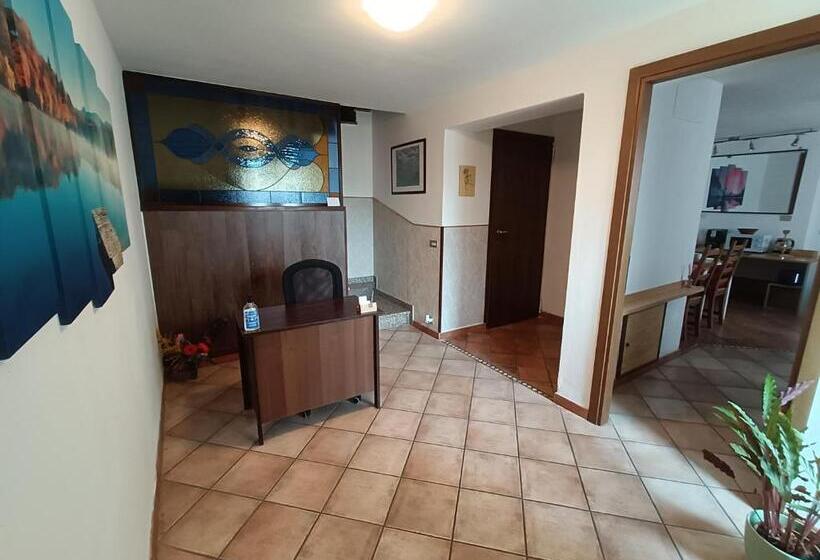 بنسيون Foresteria Sirio