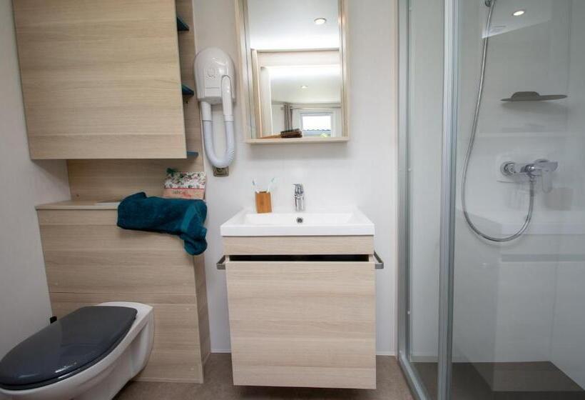 فندق Camping Les Hautes Prairies