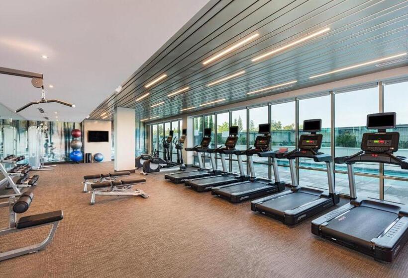 בית מלון כפרי Courtyard By Marriott Los Angeles Monterey Park