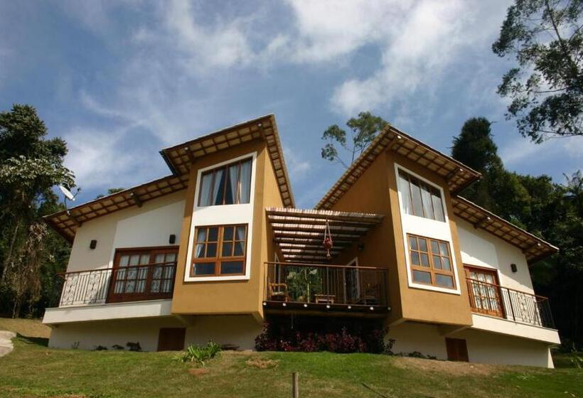 ホテル Eco Pousada Quaresmeiras