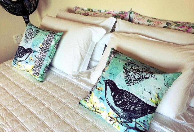 ホテル Eco Pousada Quaresmeiras