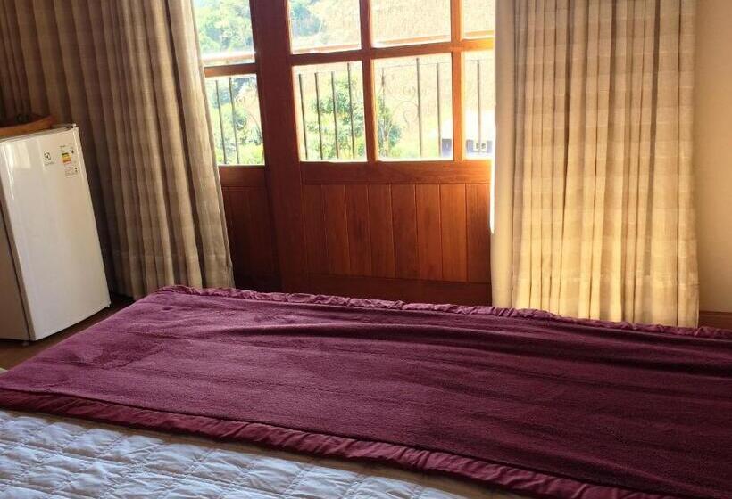 ホテル Eco Pousada Quaresmeiras