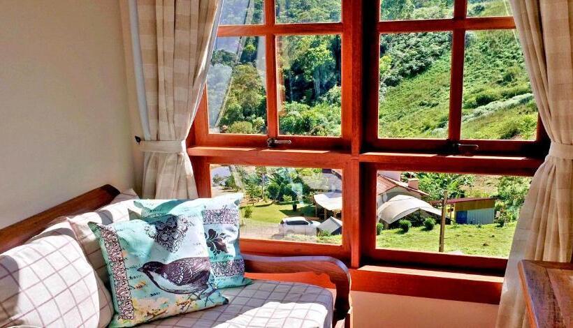 ホテル Eco Pousada Quaresmeiras