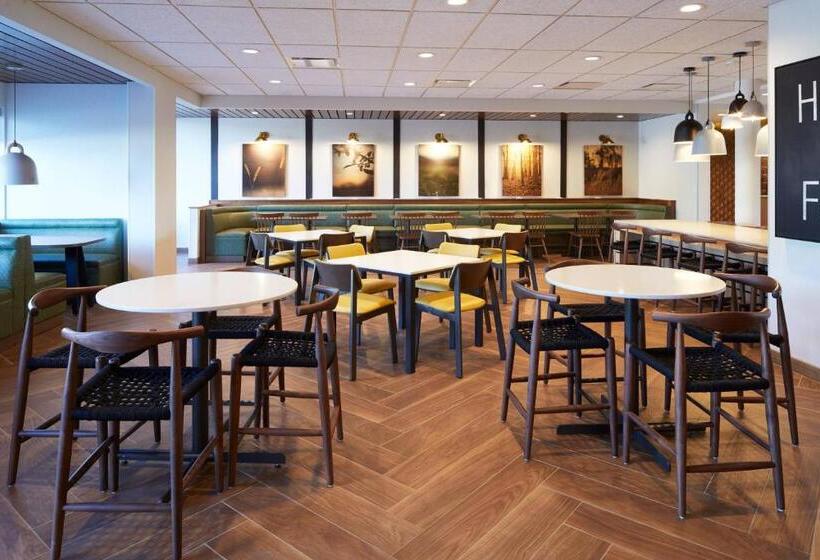 فندق Fairfield Inn & Suites By Marriott Riverside Moreno Valley