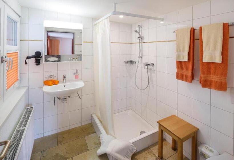 酒店 Historische Residenz Lindeneck