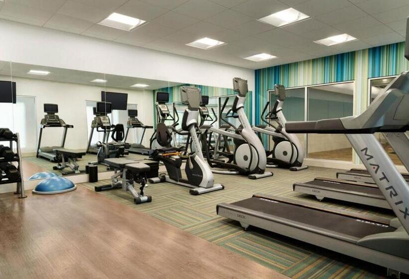 בית מלון כפרי Holiday Inn Express & Suites   Warsaw   E Center, An Ihg