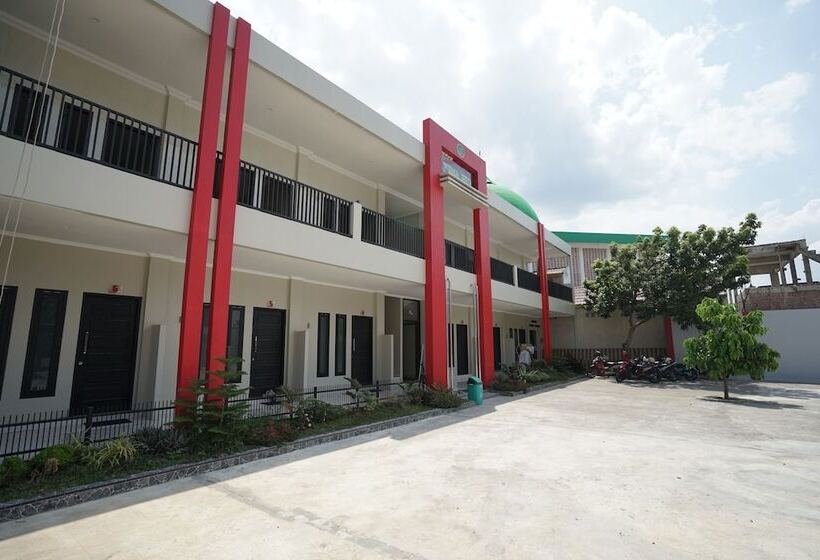 فندق Oyo 1253 Wismakito Syariah