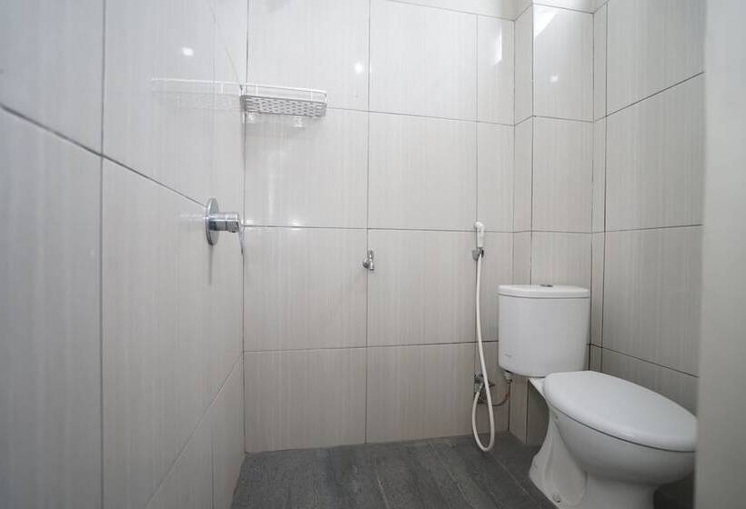 فندق Oyo 1253 Wismakito Syariah