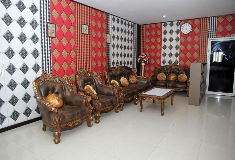 فندق Brizky  Palu