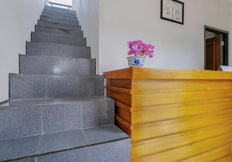 هتل Oyo 1266 Green Palm Syariah