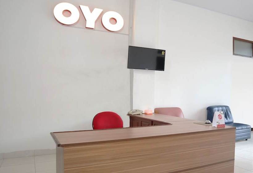 Отель Oyo 1306 Cendrawasih Residence