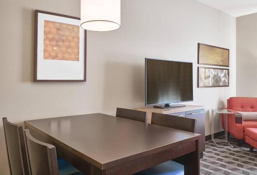 Отель Towneplace Suites By Marriott Medicine Hat