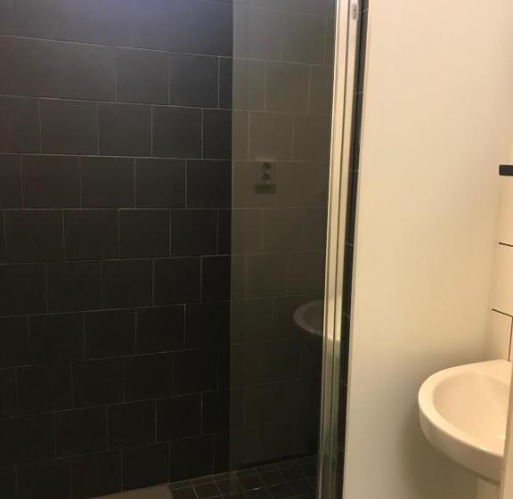 Hunnebergs Gård Hostel & Camping