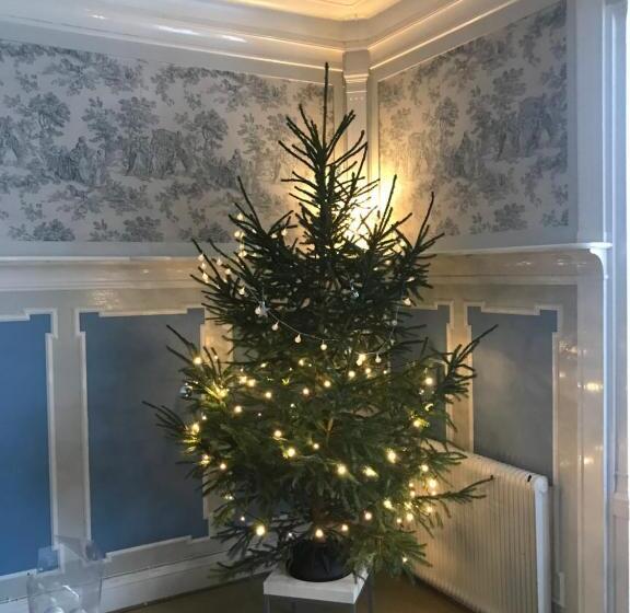 Hunnebergs Gård Hostel & Camping