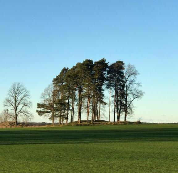 Hunnebergs Gård Hostel & Camping