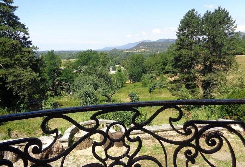 بنسيون Chateau De Saintgenix