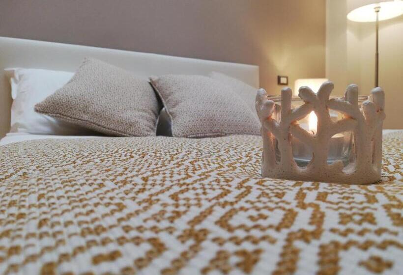 بنسيون Kaloneiro Guest House