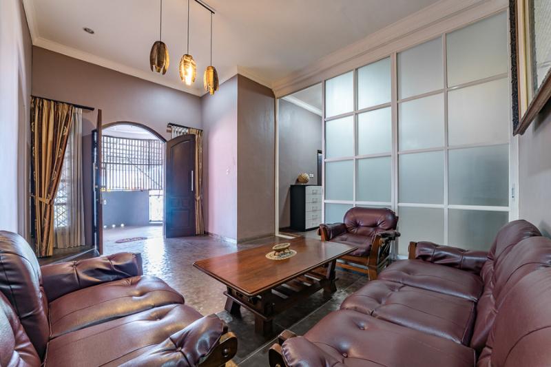 펜션 Reddoorz Syariah Near Rri Malang