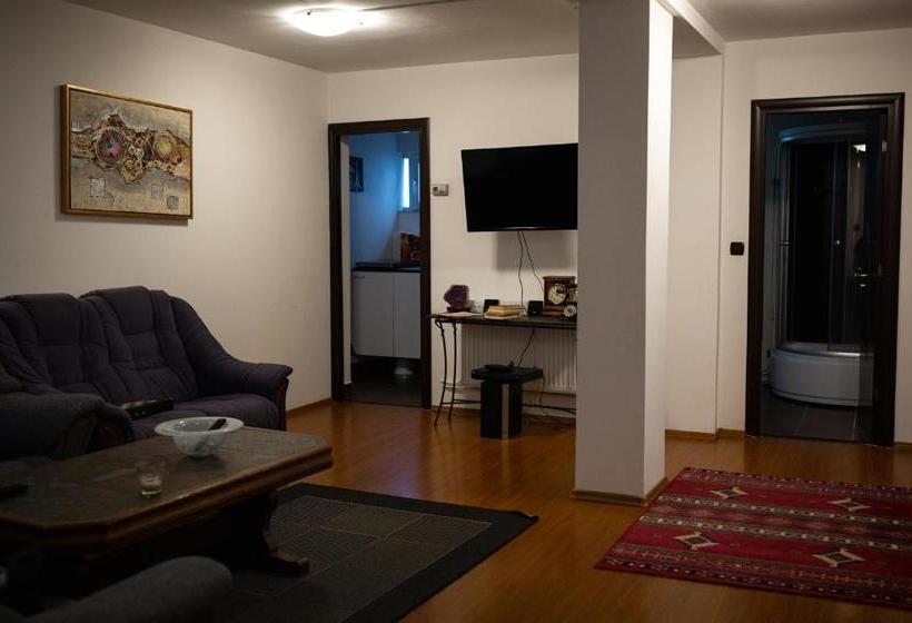 Viking Apartment Grigo